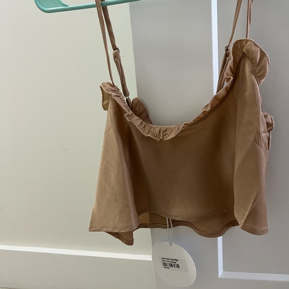 NWT Princess Polly Crop